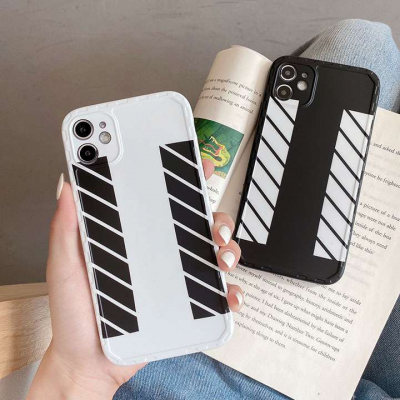 Off-White iPhone11proケース