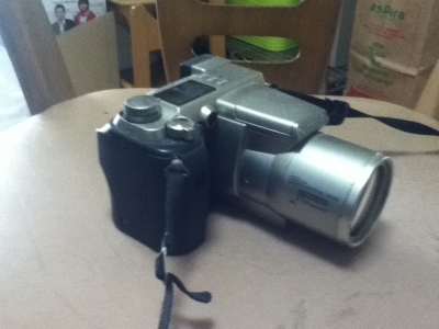 デジタルカメラ　オリンパス　C-2100　